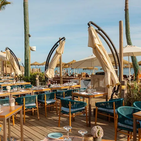 With Private Terrace, Just 10 Minutes By Car From Elviria Beach, 아파트 *